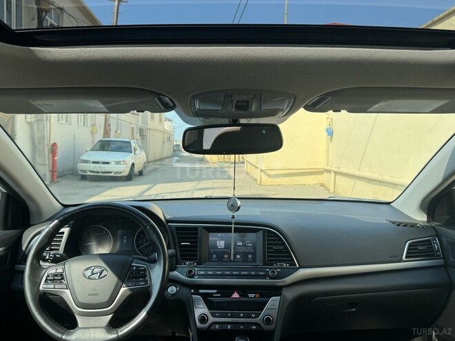 Hyundai Elantra 2018, 66,000 km - 2.0 l - Bakı