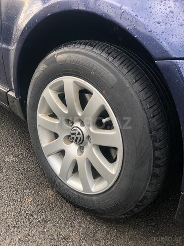 Volkswagen Passat 2004, 423,500 km - 1.8 l - Masallı