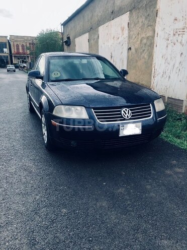 Volkswagen Passat 2004, 423,500 km - 1.8 l - Masallı