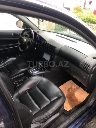 Volkswagen Passat 2004, 423,500 km - 1.8 l - Masallı