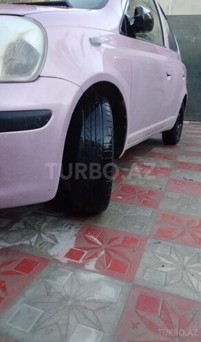 Toyota Vitz 2002, 299,200 km - 1.3 l - Bakı