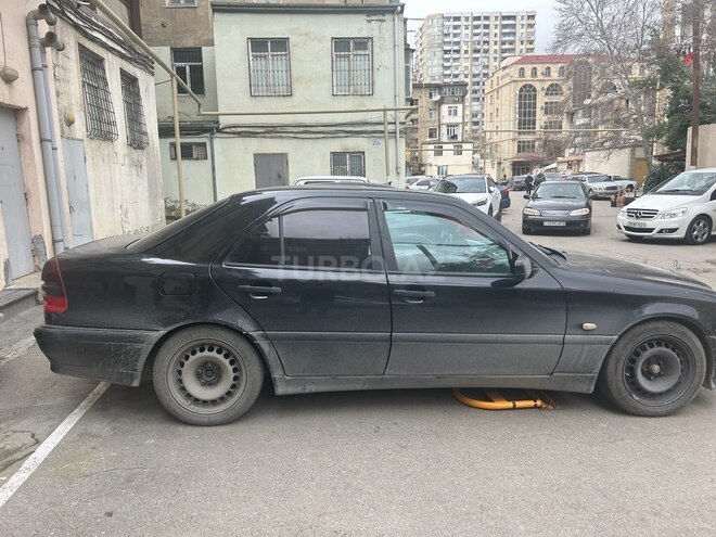 Mercedes C 200 1995, 500,000 km - 2.0 l - Bakı