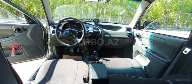 Daewoo Lanos 2010, 302,857 km - 1.3 l - Yevlax