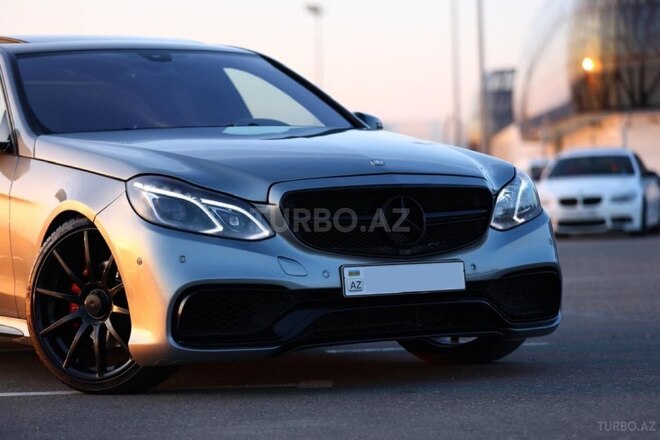Mercedes E 350 2010, 220,000 km - 3.5 l - Bakı