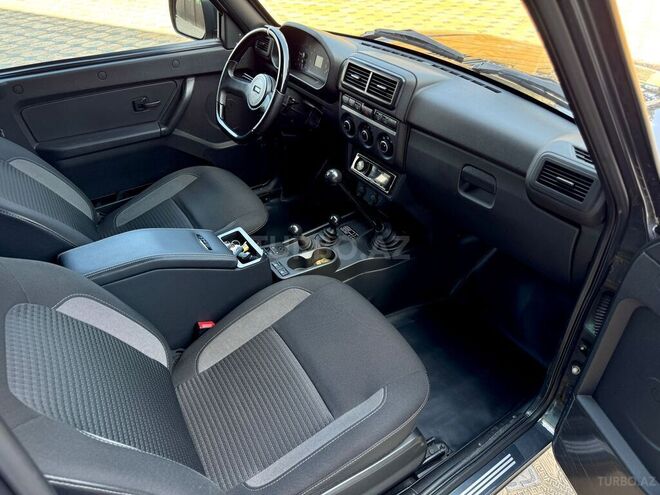 LADA (VAZ) Niva 2022, 44,800 km - 1.7 л - Gəncə