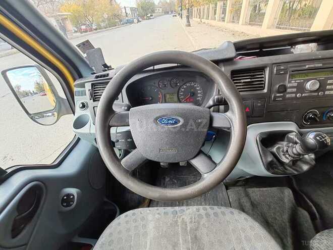 Ford Transit 2011, 140,000 km - 2.2 л - Yevlax