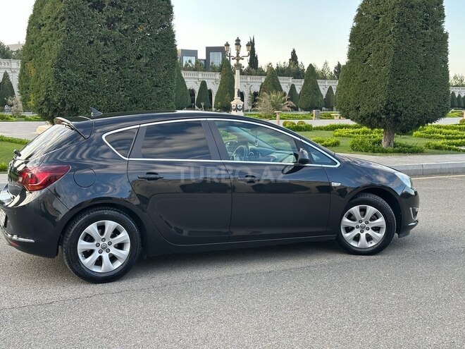 Opel Astra 2015, 170,000 km - 1.4 l - Gəncə