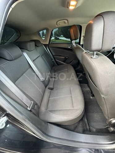 Opel Astra 2015, 170,000 km - 1.4 l - Gəncə