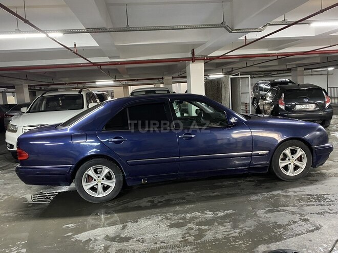 Mercedes E 240 1999, 450,000 km - 2.4 л - Bakı
