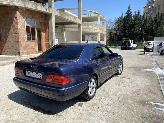 Mercedes E 240 1999, 450,000 km - 2.4 л - Bakı