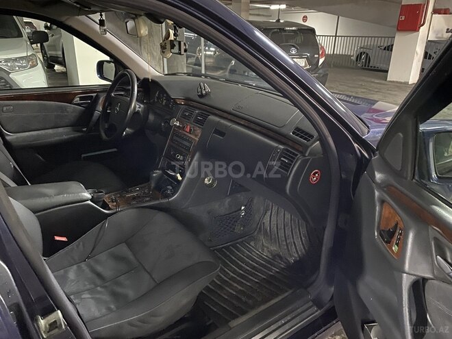 Mercedes E 240 1999, 450,000 km - 2.4 л - Bakı