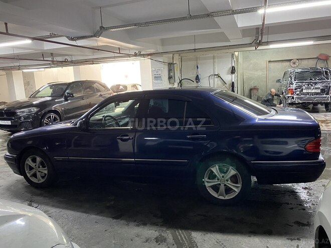 Mercedes E 240 1999, 450,000 km - 2.4 л - Bakı
