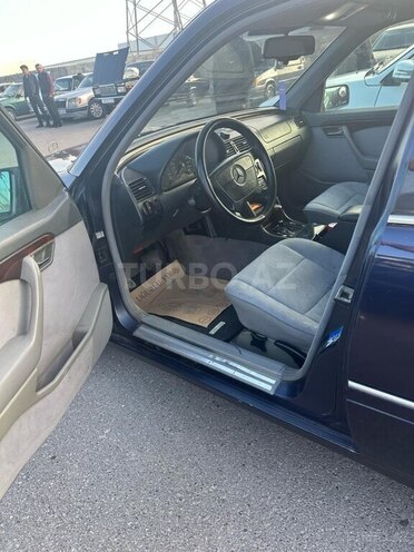 Mercedes C 220 1996, 365,098 km - 2.2 л - Bakı