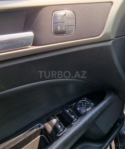 Ford Fusion (North America) 2015, 297,321 km - 2.0 l - Gəncə