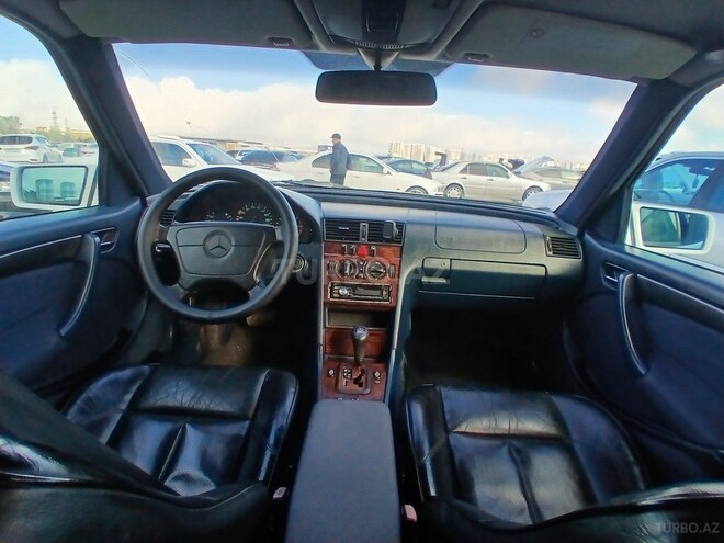 Mercedes C 220 d 1998, 419,000 km - 2.2 l - Bakı