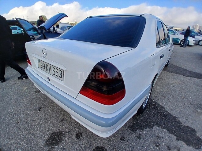 Mercedes C 220 d 1998, 419,000 km - 2.2 l - Bakı