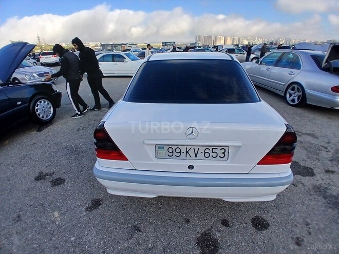 Mercedes C 220 d 1998, 419,000 km - 2.2 l - Bakı