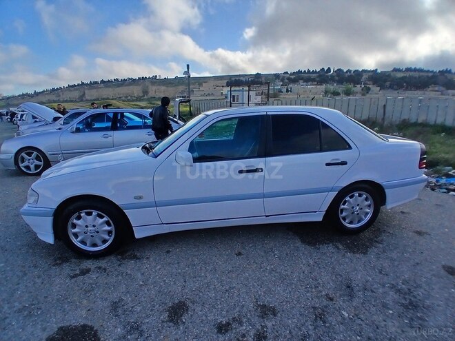 Mercedes C 220 d 1998, 419,000 km - 2.2 l - Bakı