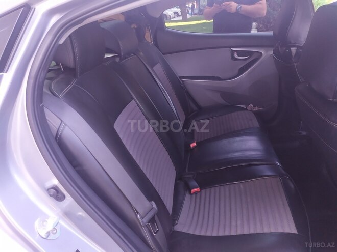 Hyundai Elantra 2015, 169,500 km - 1.8 л - Bakı