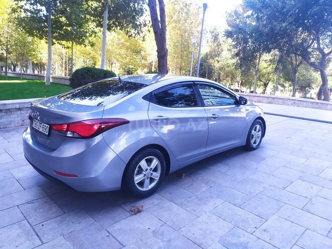 Hyundai Elantra 2015, 169,500 km - 1.8 л - Bakı