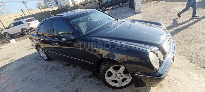 Mercedes E 240 2000, 370,000 km - 2.4 l - Bakı