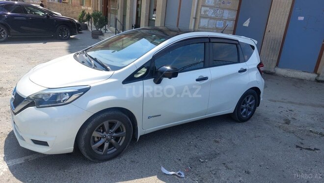 Nissan Note 2018, 77,000 km - 1.2 l - Bakı