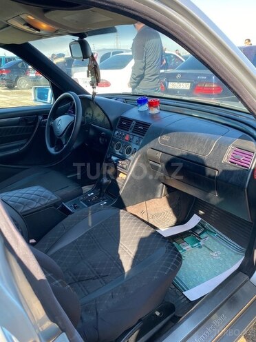 Mercedes C 180 2000, 571,000 km - 1.8 л - Bakı