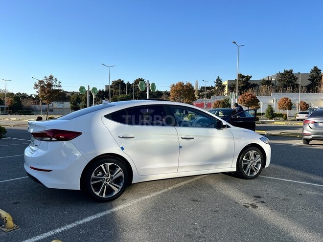 Hyundai Avante 2015, 154,000 km - 1.6 l - Bakı