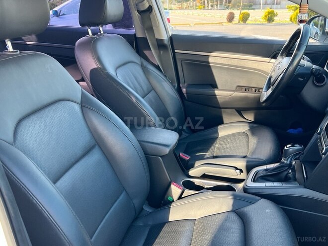 Hyundai Avante 2015, 154,000 km - 1.6 l - Bakı