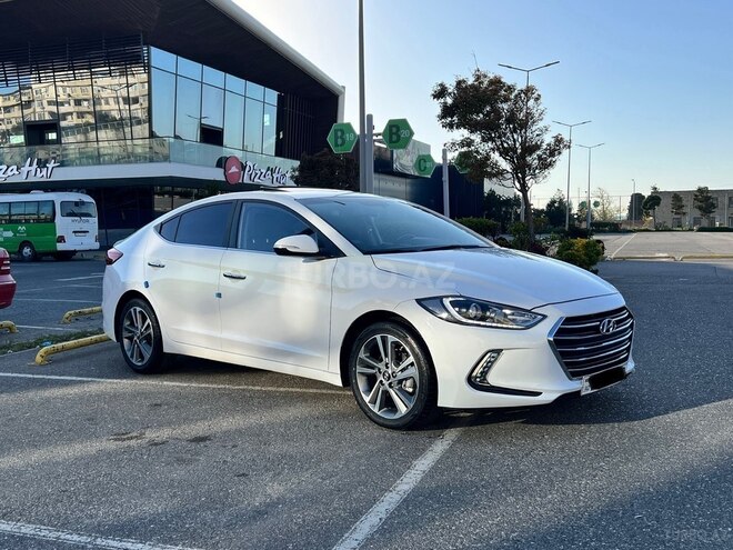 Hyundai Avante 2015, 154,000 km - 1.6 l - Bakı