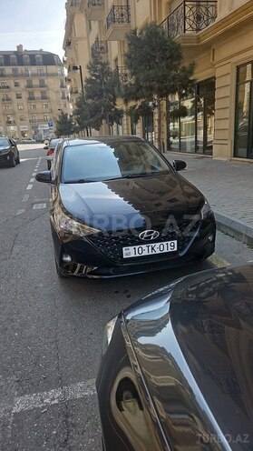 Hyundai Accent 2020, 810,000 km - 1.6 l - Bakı