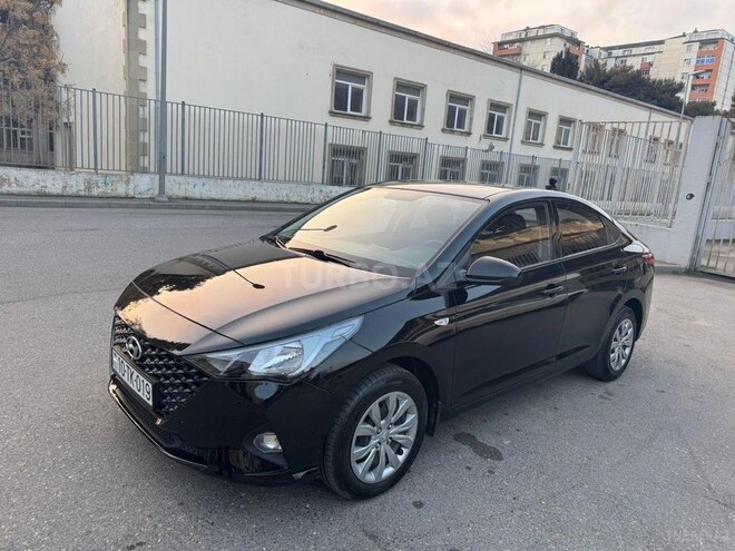 Hyundai Accent 2020, 810,000 km - 1.6 l - Bakı