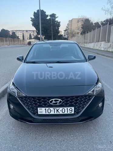 Hyundai Accent 2020, 810,000 km - 1.6 l - Bakı