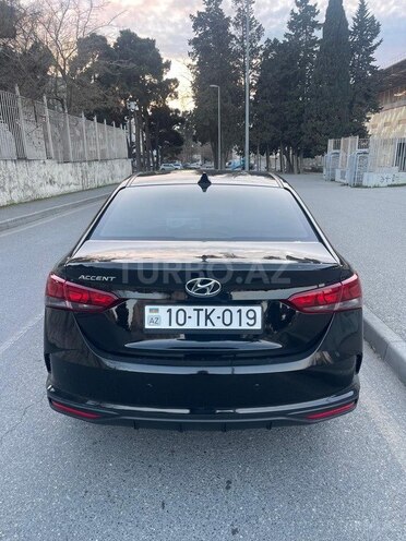 Hyundai Accent 2020, 810,000 km - 1.6 l - Bakı