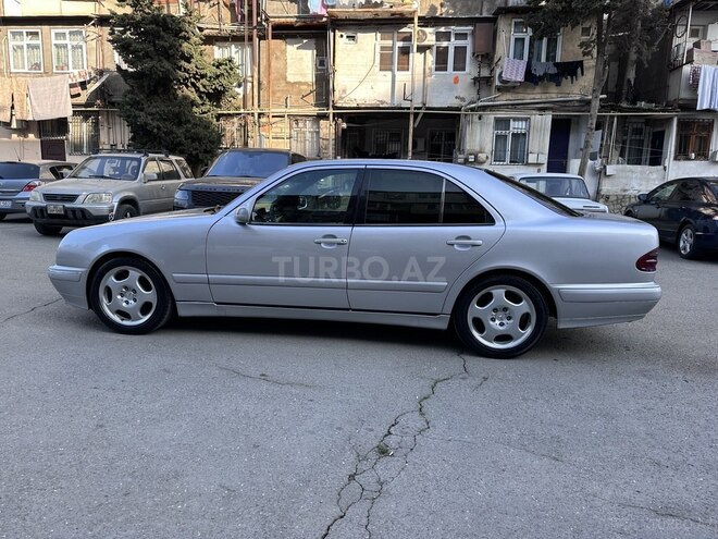 Mercedes E 220 d 2001, 655,000 km - 2.2 л - Bakı