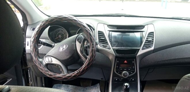 Hyundai Avante 2016, 132,423 km - 1.6 l - Bakı
