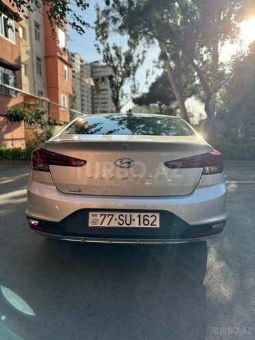 Hyundai Elantra 2019, 108,000 km - 2.0 л - Bakı