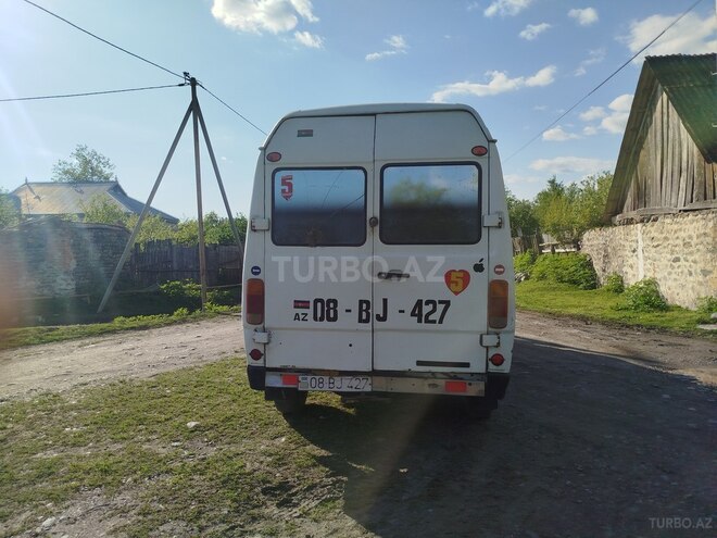Mercedes  1991, 300,000 km - 2.3 l - Balakən