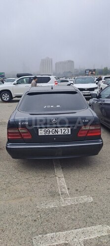 Mercedes E 270 1999, 485,775 km - 2.7 l - Hacıqabul