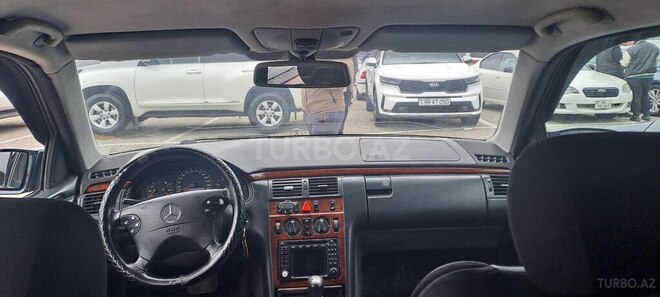 Mercedes E 270 1999, 485,775 km - 2.7 l - Hacıqabul