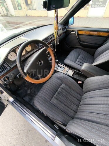 Mercedes E 300 d 1991, 512,000 km - 3.0 л - Bakı