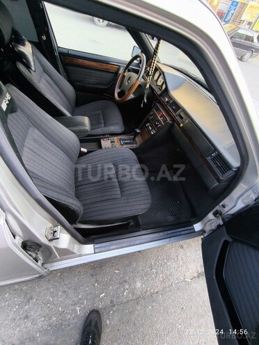 Mercedes E 300 d 1991, 512,000 km - 3.0 л - Bakı