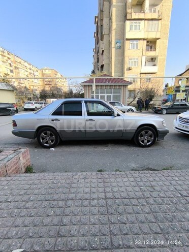 Mercedes E 300 d 1991, 512,000 km - 3.0 л - Bakı