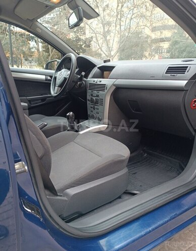 Opel Astra 2010, 250,000 km - 1.3 л - Bakı