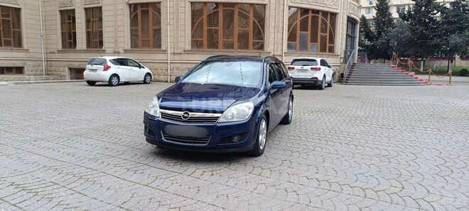Opel Astra 2010, 250,000 km - 1.3 л - Bakı