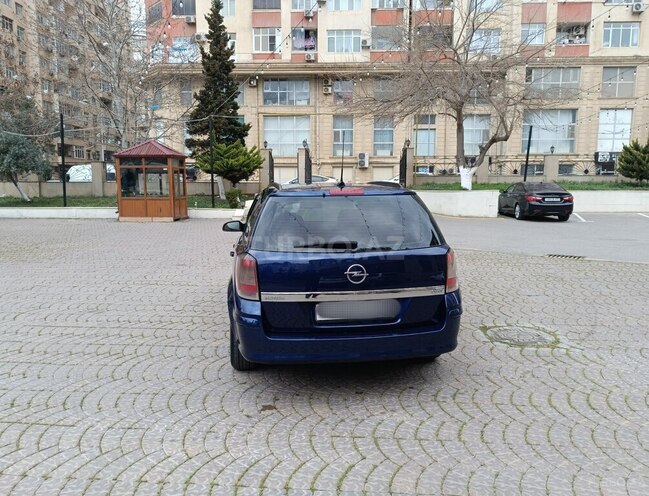 Opel Astra 2010, 250,000 km - 1.3 л - Bakı