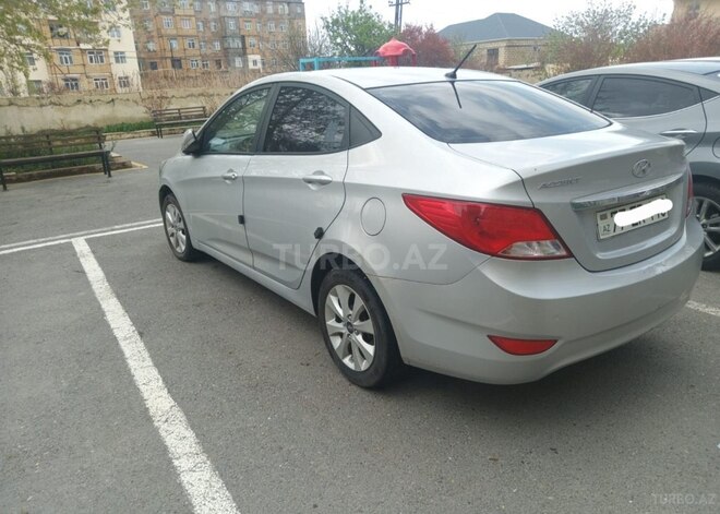 Hyundai Accent 2015, 111,468 km - 1.4 l - Bakı