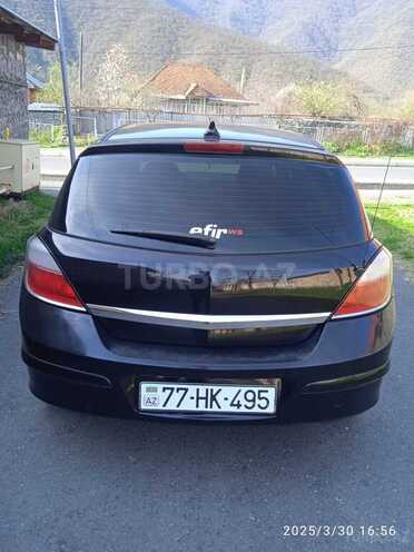 Opel Astra 2004, 280,000 km - 1.4 l - Qax