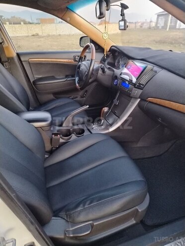 Hyundai Sonata 2008, 338,000 km - 2.4 l - Qusar