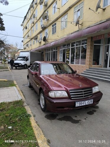 Mercedes C 220 d 2000, 392,000 km - 2.2 l - Beyləqan